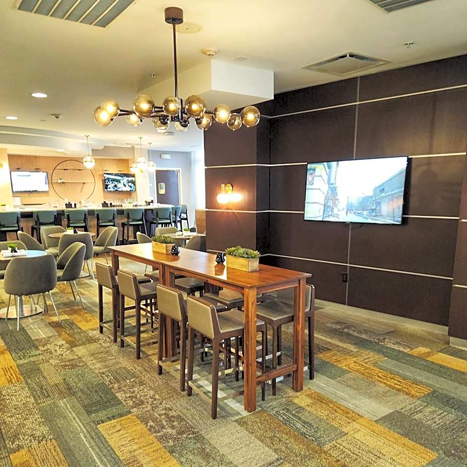 Cambria Hotel Madison East