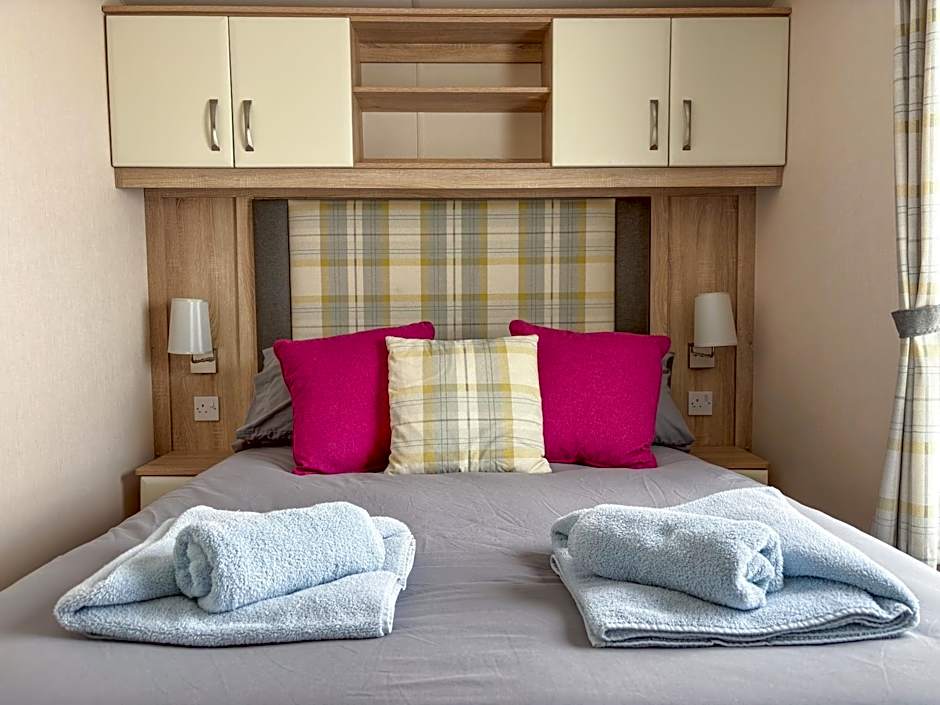 Europa Willow Pitch 29 Creek Caravan Park dog friendly