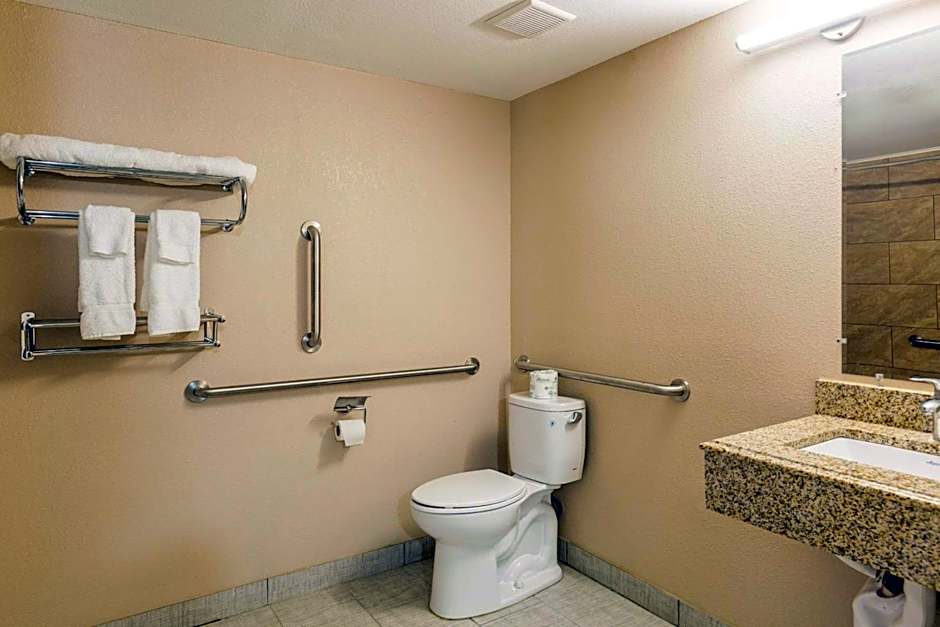 Pocono Inn & Banquet - Stroudsburg