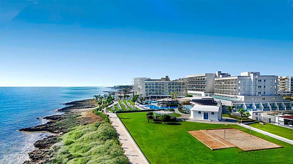 Pernera Beach Hotel