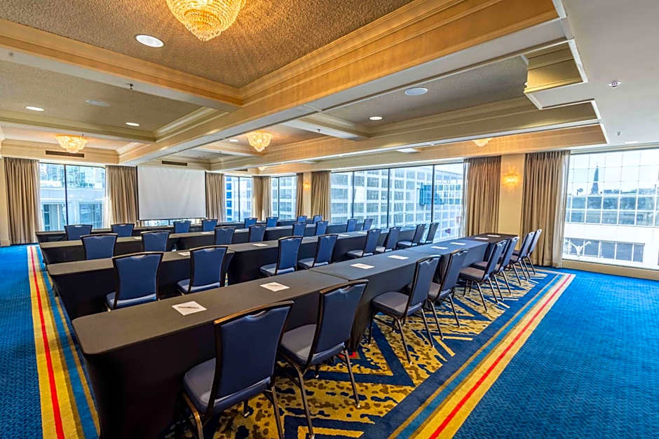 Drury Plaza St Louis at the Arch