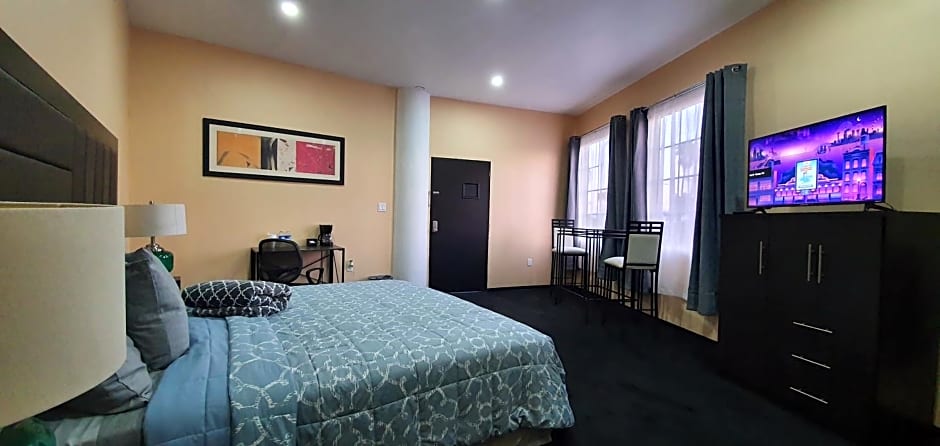 Costero Inn - Not Hotel -