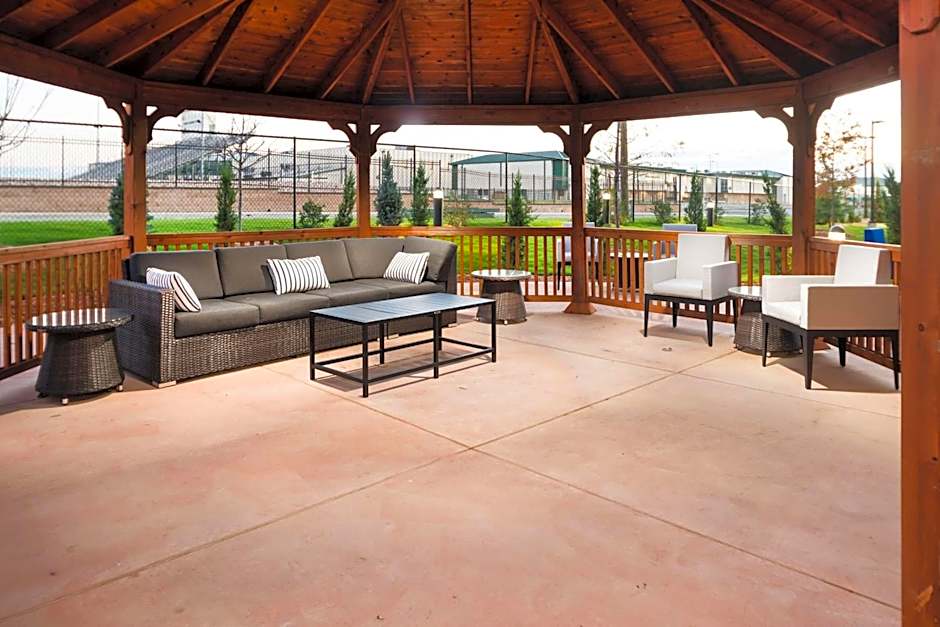 Homewood Suites by Hilton Tulsa/Catoosa, OK