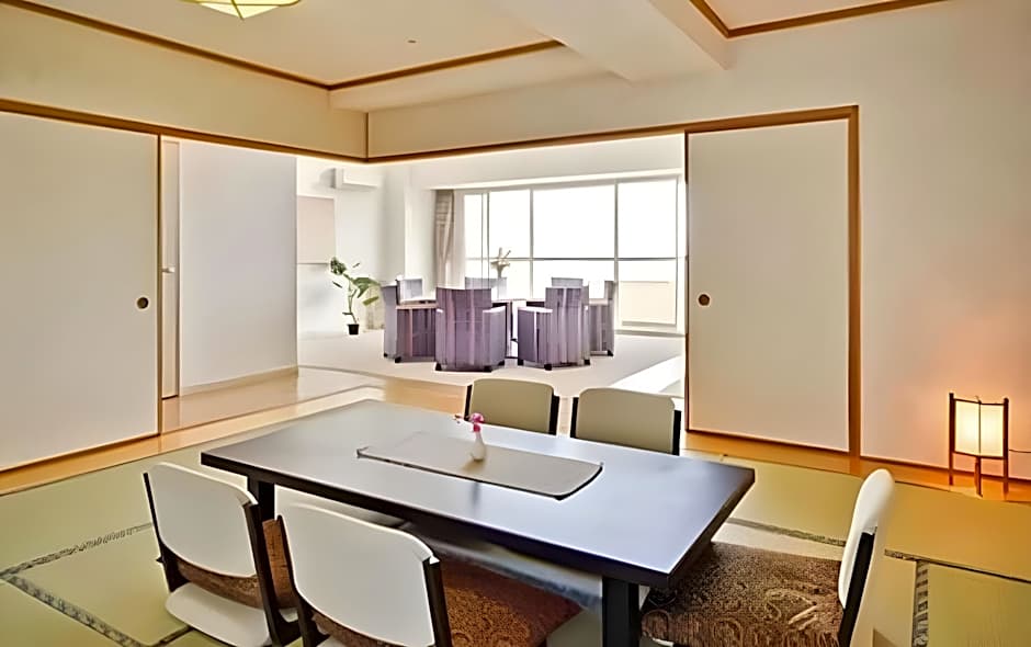 Maholova Minds Miura Resort