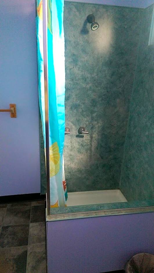 Anglesea Backpackers