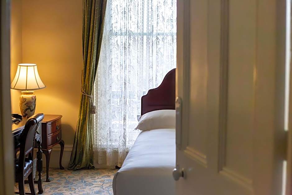 The Hotel Windsor