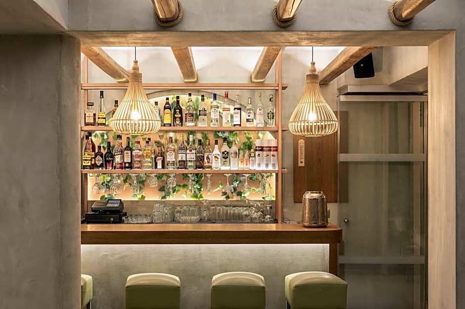 Olive Grove Apartments