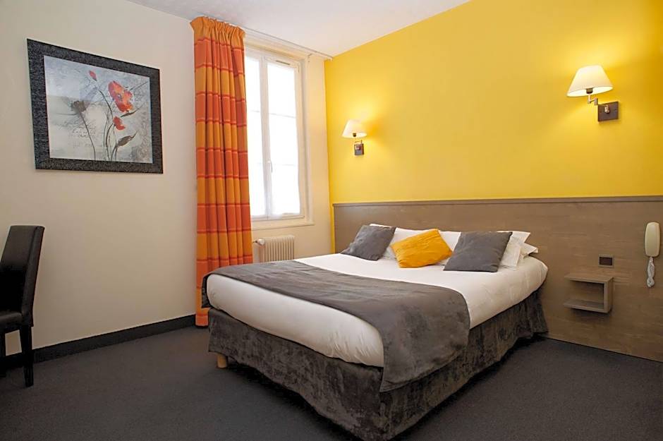 Brit Hotel Le Surcouf
