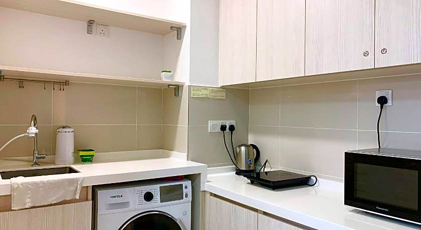 Sunset Seaview Vacation Condos @ Infinity Avenue