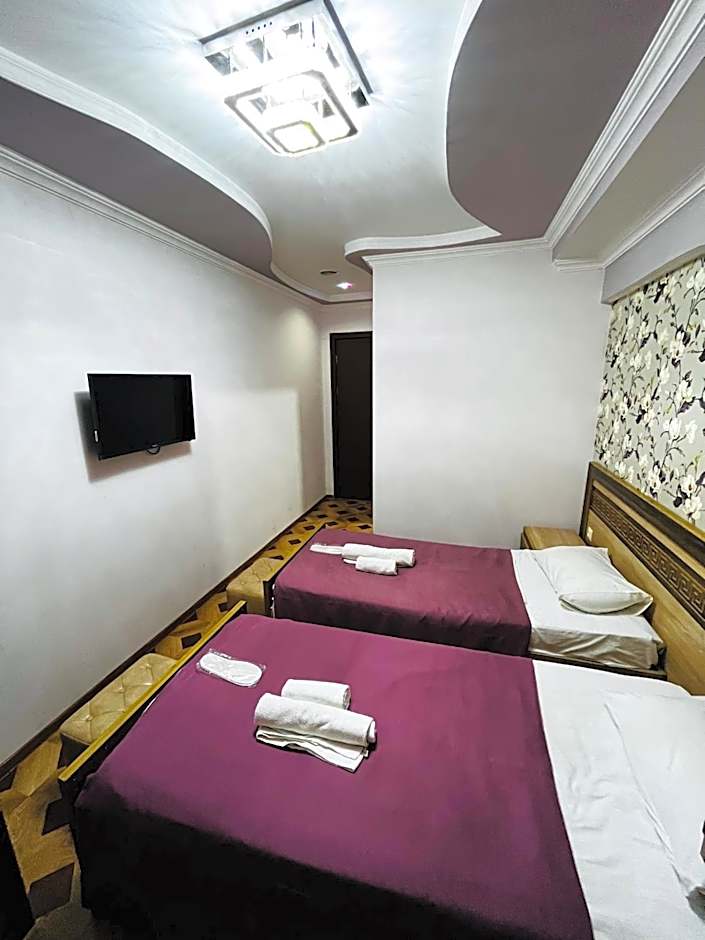 Georgian Palace Hotel