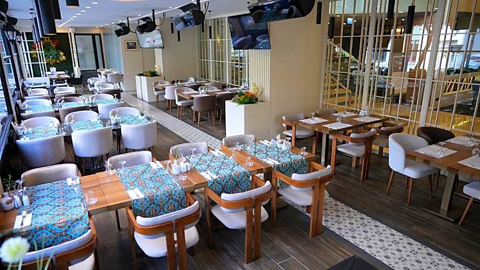 Dedeman Istanbul Hotel