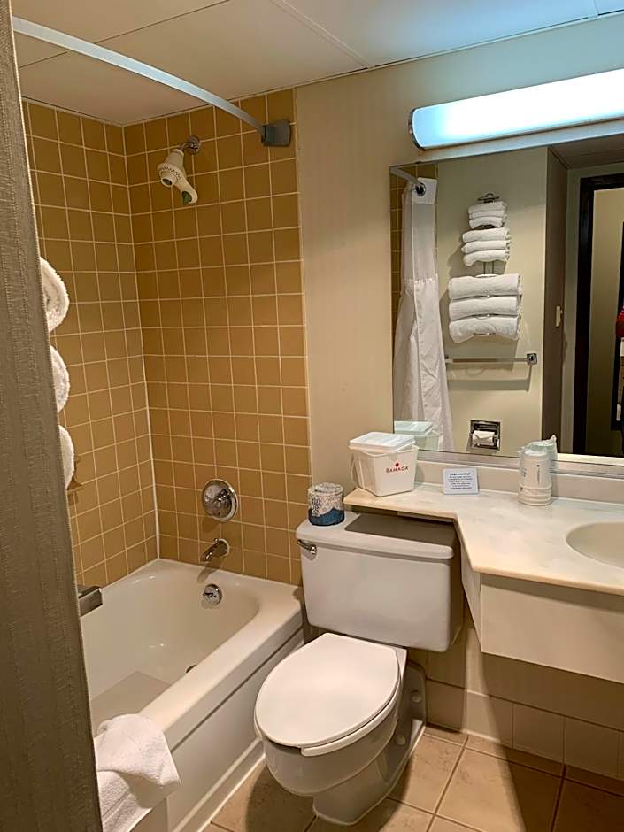 Ramada by Wyndham Marquette