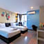 Pentahug Hotel