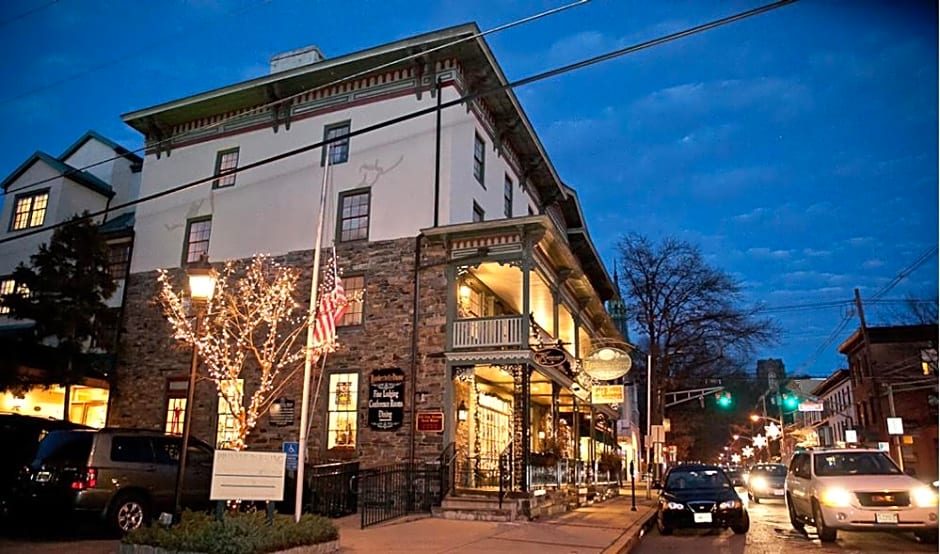 Lambertville House