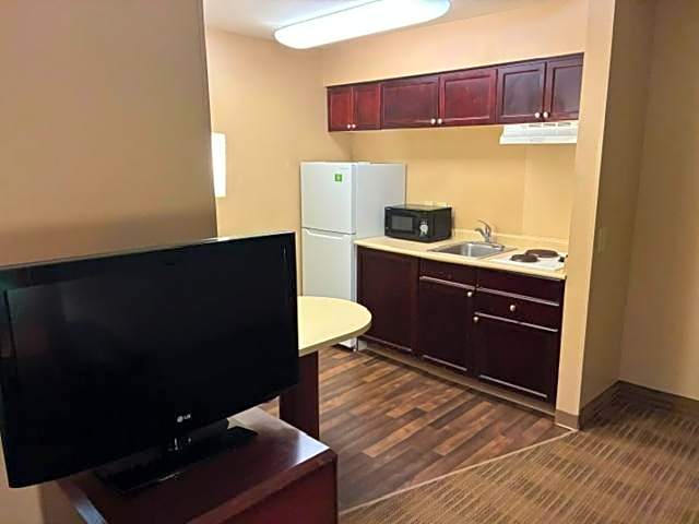 Hawthorn Extended Stay by Wyndham Irving Las Colinas