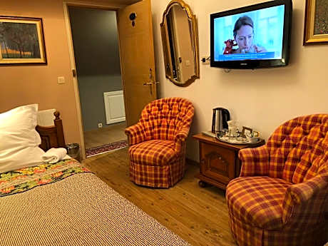 Economy Twin Room