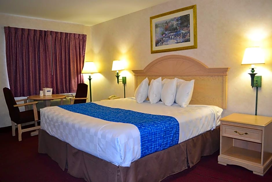 Travelodge by Wyndham Niagara Falls