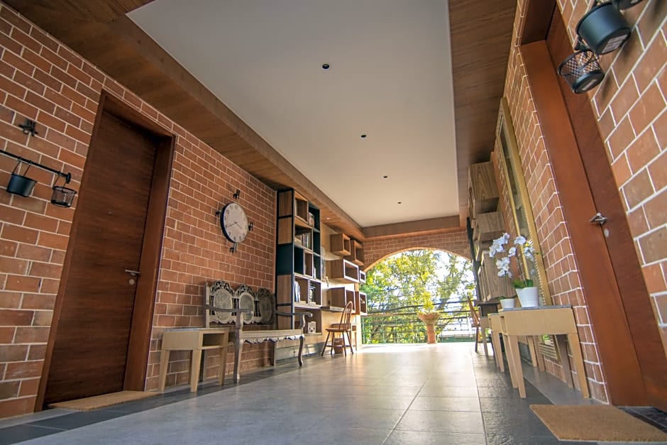 Gwandalan House
