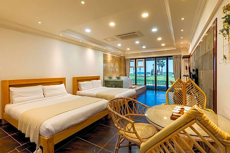 Deluxe Suite, Jetted Tub — 11 fotoğraftan 1. fotoğraf