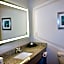 La Quinta Inn & Suites by Wyndham St Paul-Woodbury