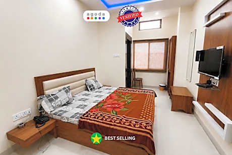 Goroomgo Galaxy Palace Bareli