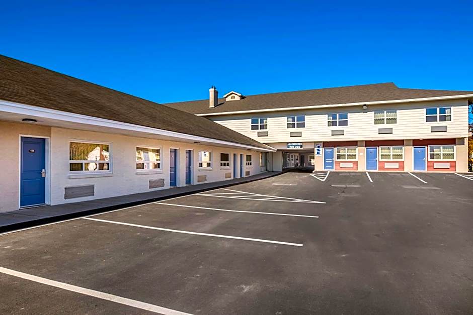 Photo 1 of 50 of Motel 6-Moncton, NB