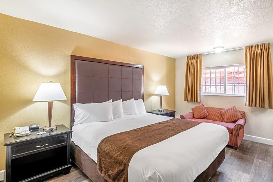 Americas Best Value Inn and Suites Flagstaff