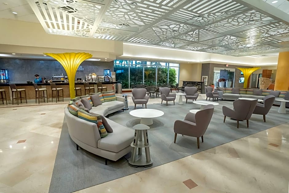Courtyard by Marriott Isla Verde Beach Resort