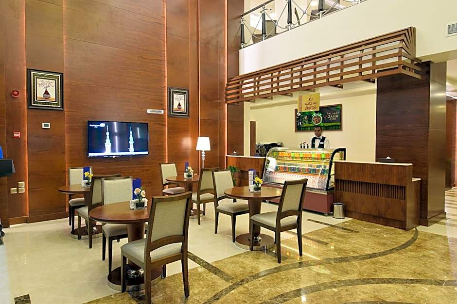 Zaha Al Munawara Hotel