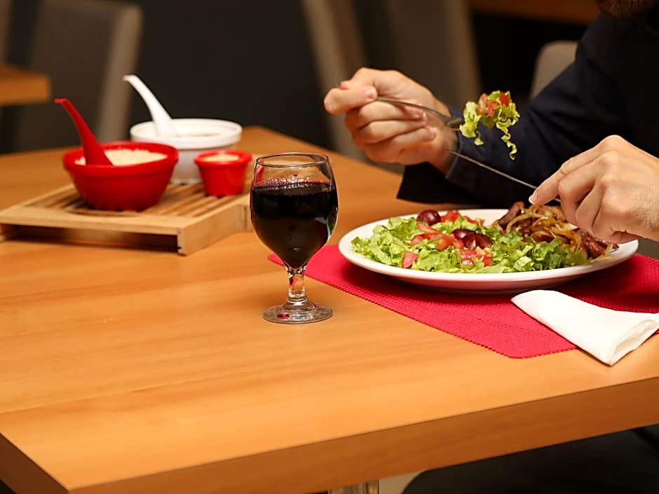 ibis Montes Claros Shopping