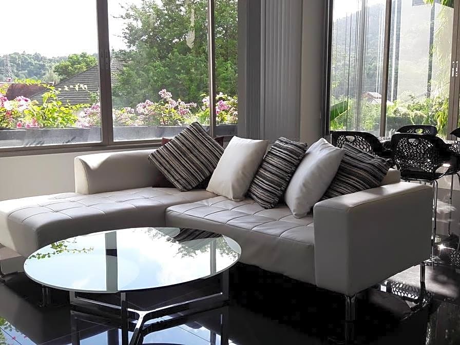 The Green Golf Condominium