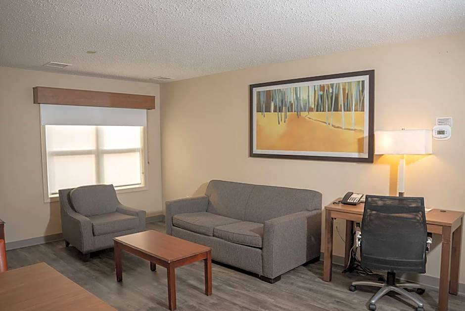 Hawthorn Suites by Wyndham Erie