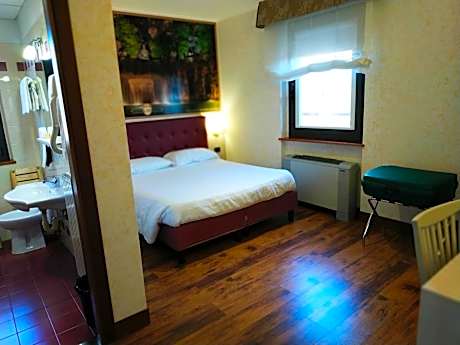 Small Double Room