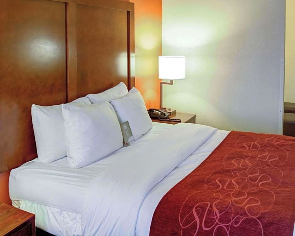 Comfort Suites Omaha