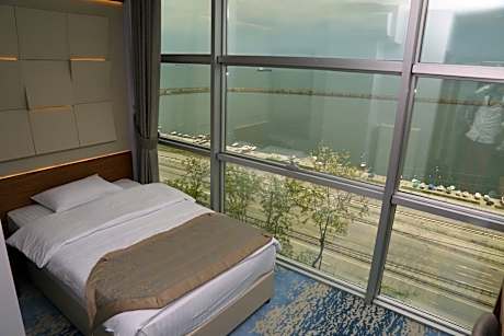 Standard Single Room with Sea View