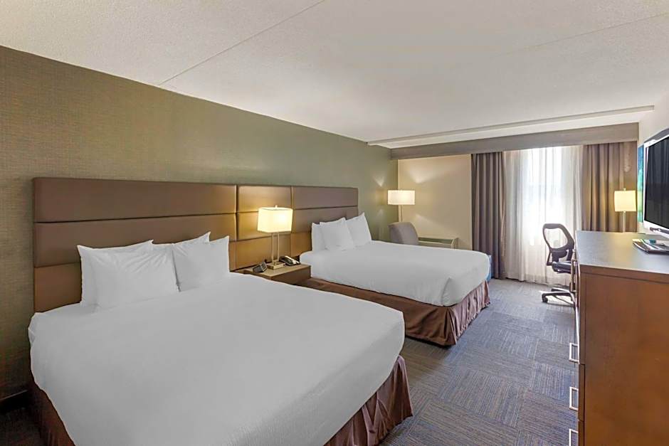 Best Western Plus Toronto Airport Hotel