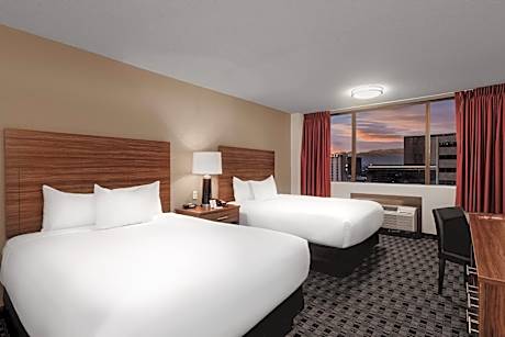 Deluxe Double Room with City View