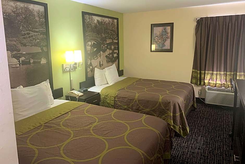 Photo 1 of 2 of 2 Queen Beds
