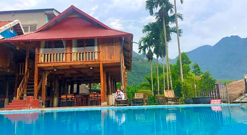 Mai Chau Sunset Boutique Hotel