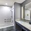 Staybridge Suites IAH Airport East By IHG