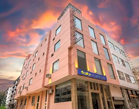 FabHotel Aries