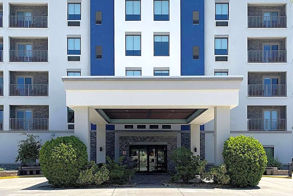 Coral Pointe Sarasota, an Ascend Collection Hotel