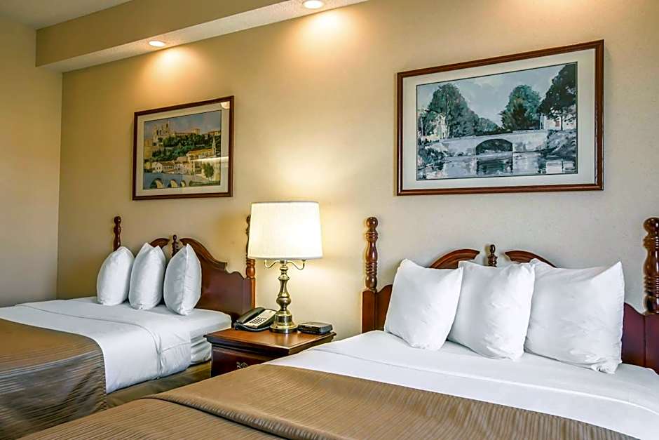 Quality Inn Greeneville - Tusculum