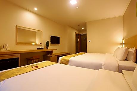 Special Offer - Deluxe Twin Room with Breakfast