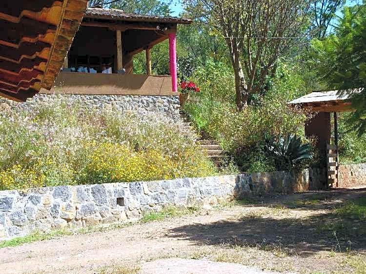 Villa Patzcuaro Garden Hotel & RV Park