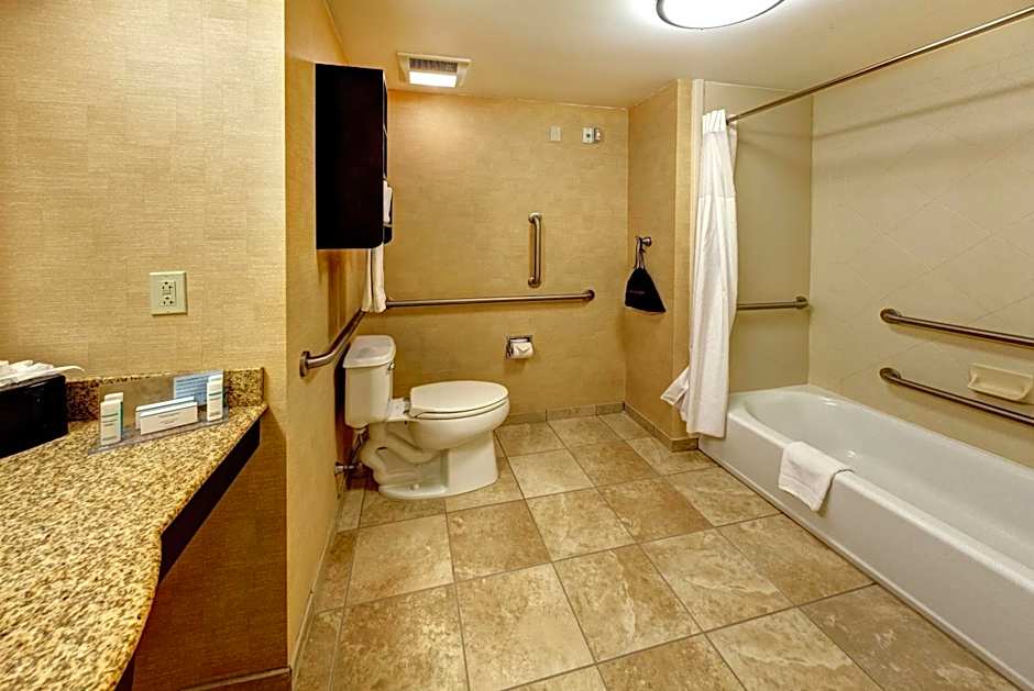 Hampton Inn By Hilton And Suites Chadds Ford