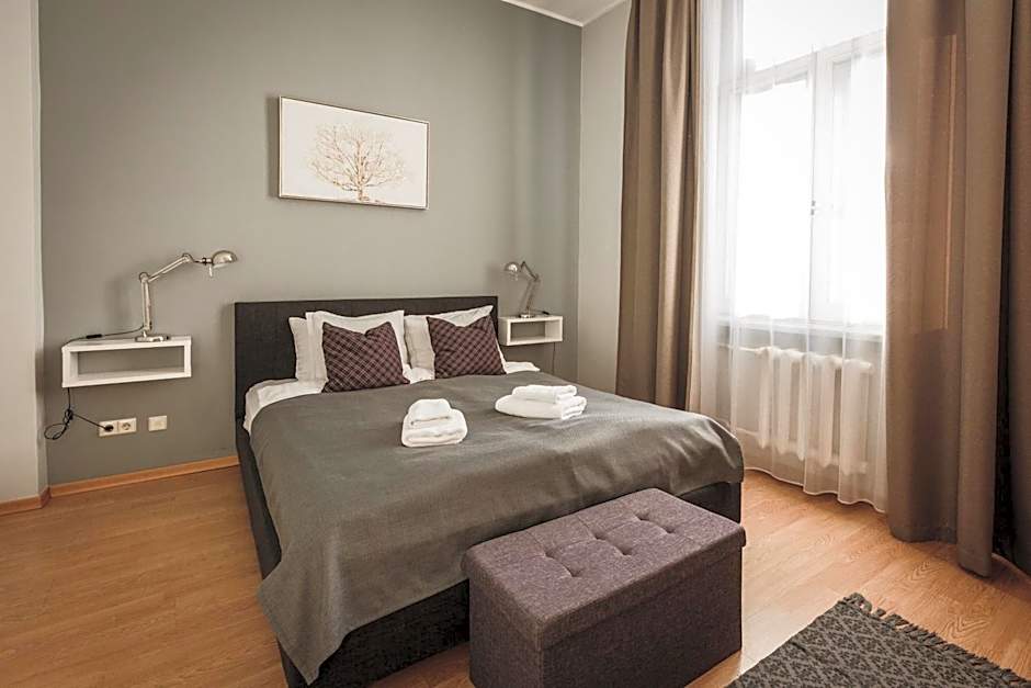 Bearsleys Downtown Apartments