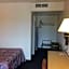 Travelodge by Wyndham Raton
