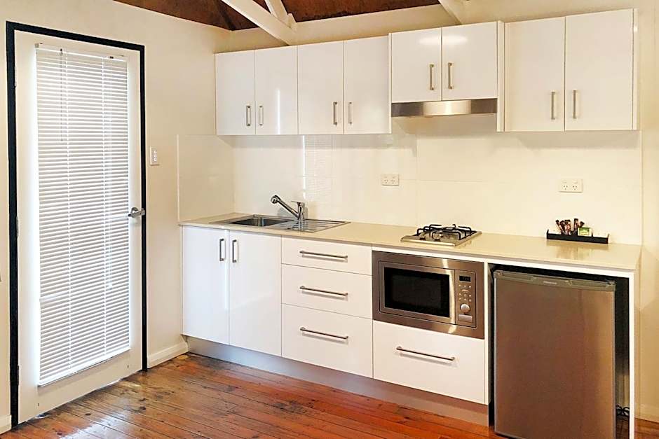 Airlie Beach Magnums - Adults Only