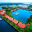 Sterling Lake Palace Alleppey